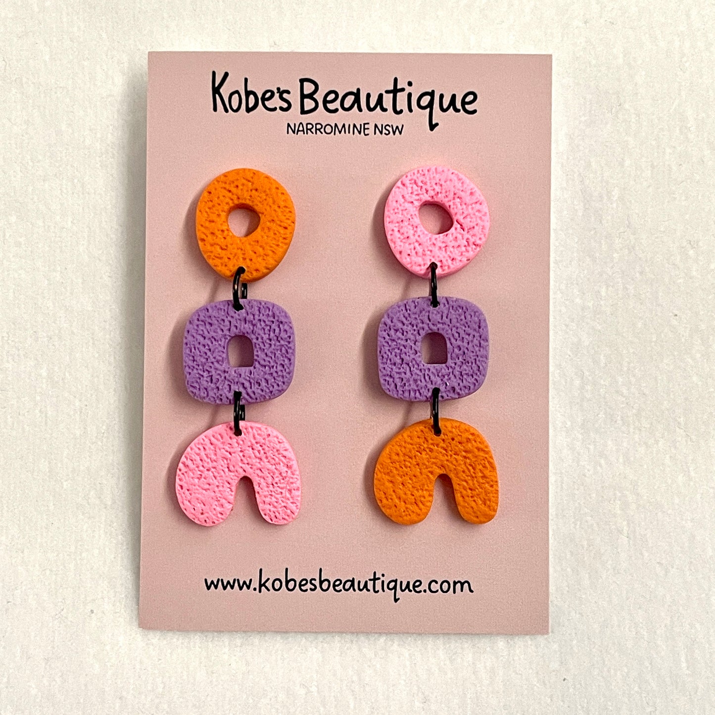 Bonnie Dangles
