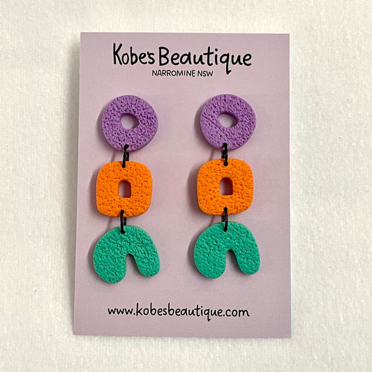 Bonnie Dangles